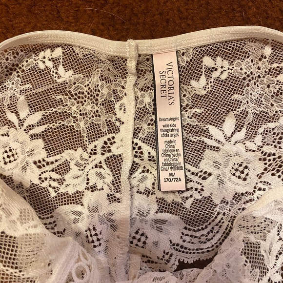 Matching bra & underwear set - Picture 8 of 8